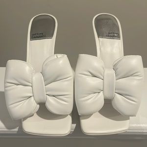 Jeffrey Campbell Bow-Down White Mules